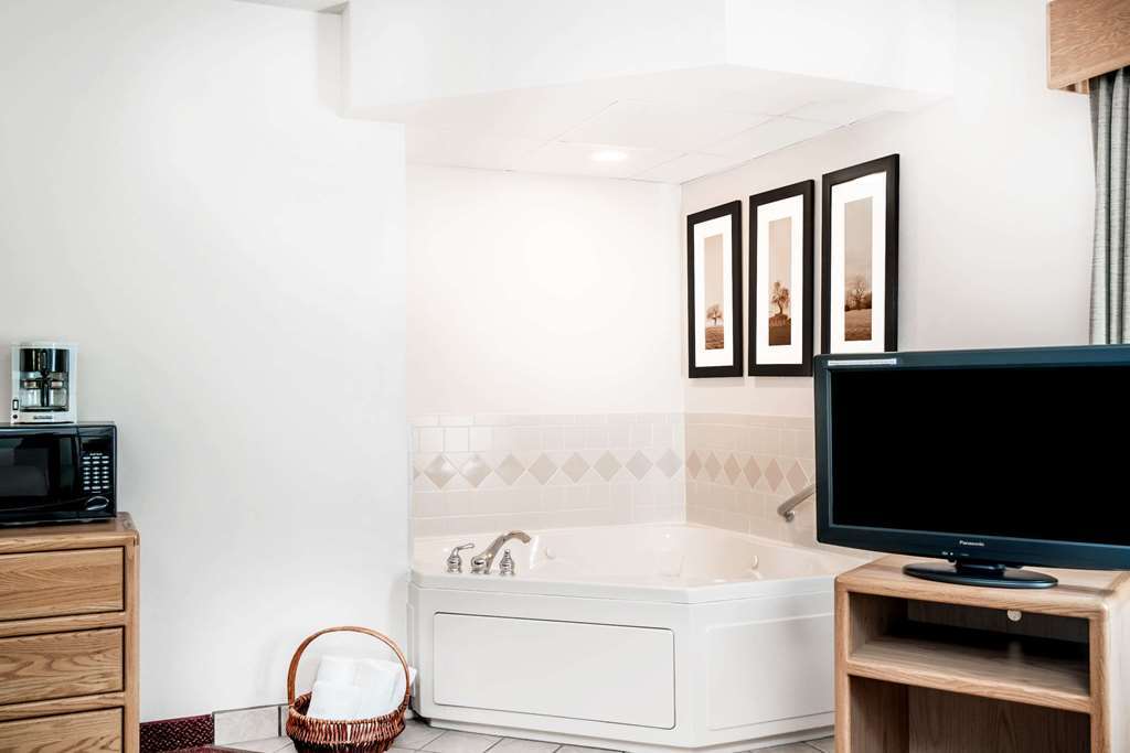 Moose Lake Lodge & Suites Rom bilde